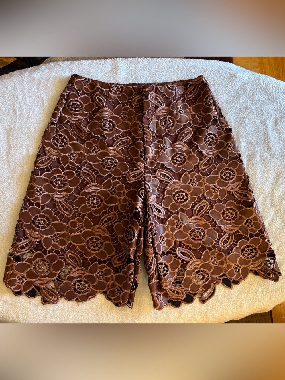 Anthropologie faux leather lace floral shorts Lined. Front zip Chocolate color 6 - Picture 5 of 12